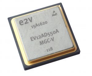 EV12AD550は最初のデュアルチャンネル、Sバンド対応の宇宙グレードADコンバータです